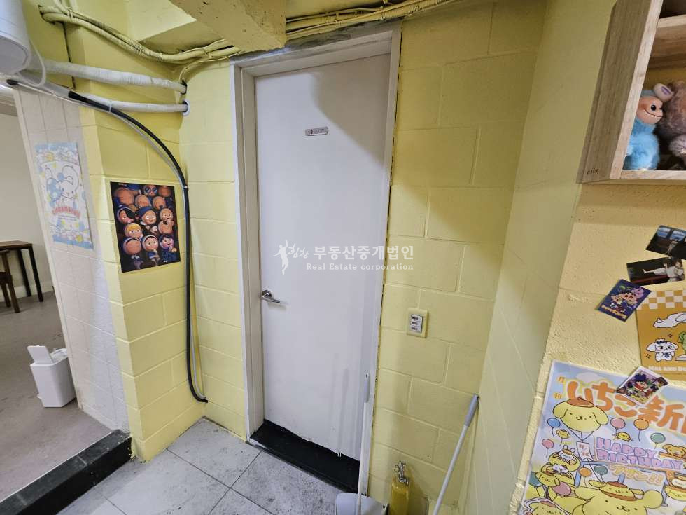 서울 마포구 서교동 실13.전면노출좋은.전면폴딩도어.유동인구폭발 월세 매물번호 13275 사진 5