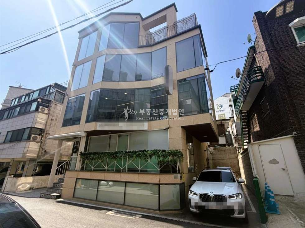 서울 마포구 신수동 무권리 I 대흥역 도보5분 신축급 세련된 외관건물 통임대 월세 매물번호 12780 사진 1