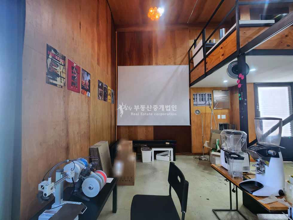 서울 마포구 서교동 유니크한 분위기의 감성 좋은 감각적인 건물 매매 매물번호 12975 사진 14